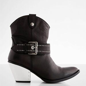 Dingo Backstage Leather Western Ankle Boot